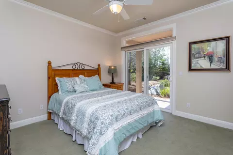 2230 Hope Ln, Redding, CA 96003 photo 19
