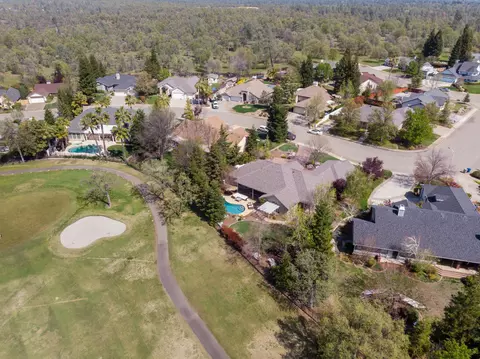 2230 Hope Ln, Redding, CA 96003 photo 32