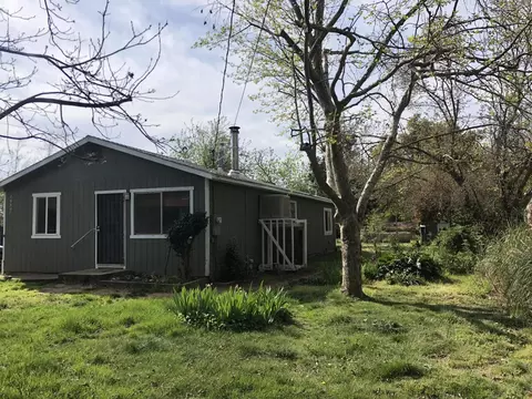20597 Prairie Ln, Redding, CA 96002 photo 4