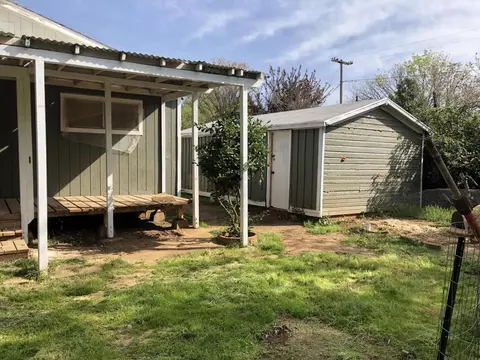 20597 Prairie Ln, Redding, CA 96002 photo 2