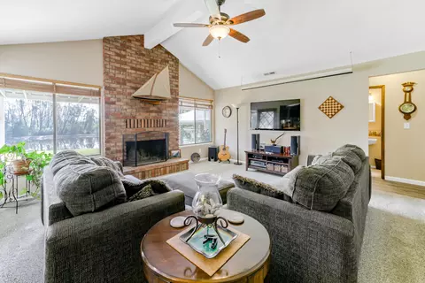 12657 Akrich, Redding, CA 96003 photo 5