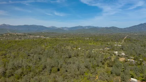 12657 Akrich, Redding, CA 96003 photo 32