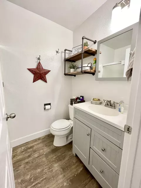 3500 Summit Dr, Redding, CA 96001 photo 13