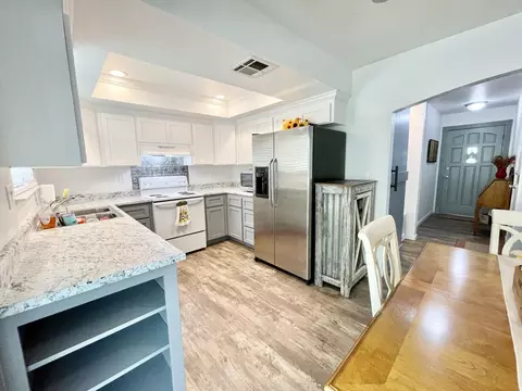 3500 Summit Dr, Redding, CA 96001 photo 5