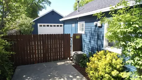 774 West St, Redding, CA 96001 photo 5