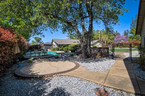 19060 Hollow Ln, Redding, CA 96003 photo 36