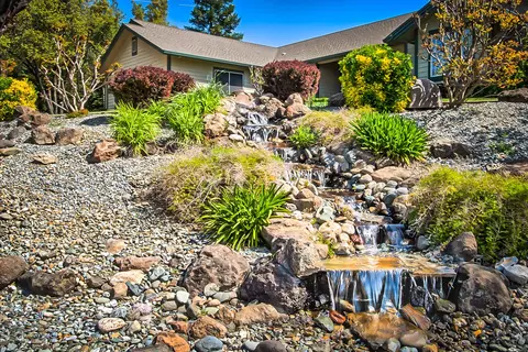 19060 Hollow Ln, Redding, CA 96003 photo 1