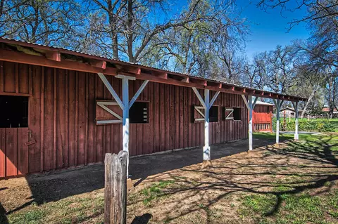6954 Pistachio Ln, Redding, CA 96002 photo 27