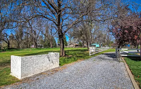 6954 Pistachio Ln, Redding, CA 96002 photo 33