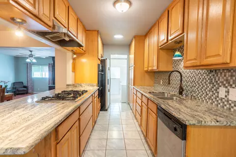 7016 Carroll Ln, Anderson, CA 96007 photo 19