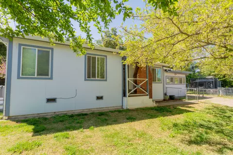 7016 Carroll Ln, Anderson, CA 96007 photo 6