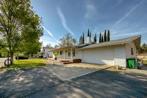 7216 The Terrace St, Anderson, CA 96007 photo 4