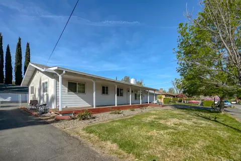 7216 The Terrace St, Anderson, CA 96007 photo 2