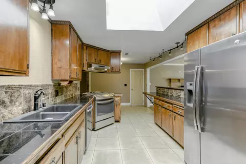 7216 The Terrace St, Anderson, CA 96007 photo 10