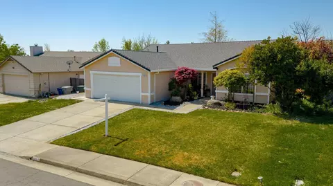 1323 Grouse Dr, Redding, CA 96003 photo 3