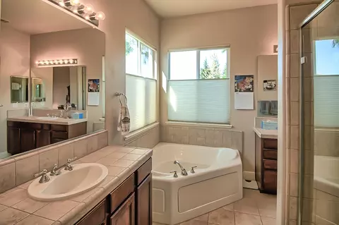 4322 Chinook Dr, Redding, CA 96002 photo 16