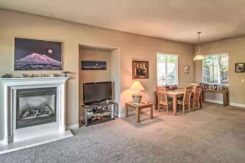 4322 Chinook Dr, Redding, CA 96002 photo 11
