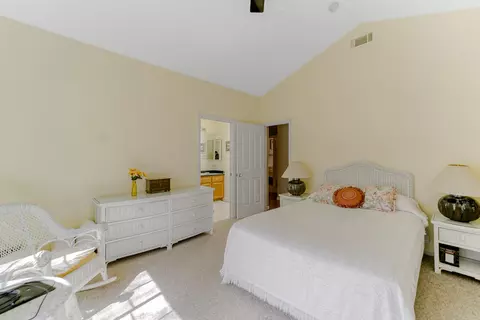 8302 Whispering Oaks Rd, Redding, CA 96002 photo 27