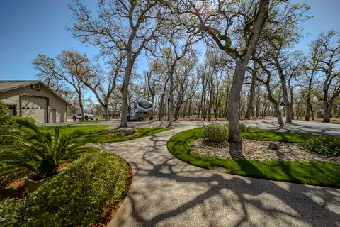 8302 Whispering Oaks Rd, Redding, CA 96002 photo 44