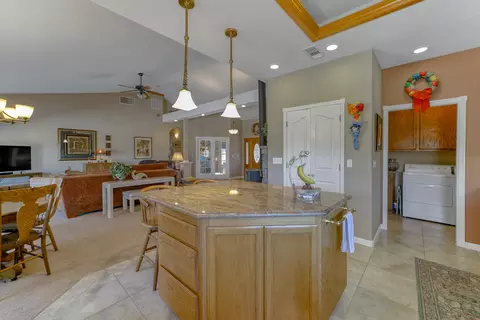 8302 Whispering Oaks Rd, Redding, CA 96002 photo 14