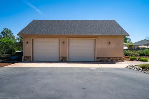 1117 Hope Ln, Redding, CA 96003 photo 4