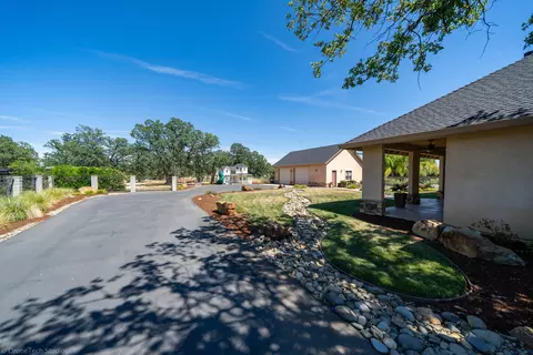 1117 Hope Ln, Redding, CA 96003 photo 52