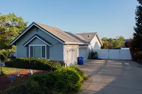 2870 Highland Bluffs Dr, Red Bluff, CA 96080 photo 6
