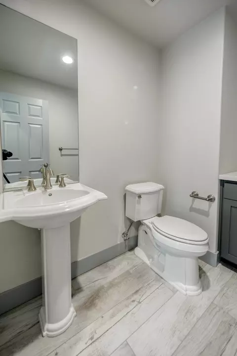 2676 Brooklyn Ln, Redding, CA 96003 photo 9