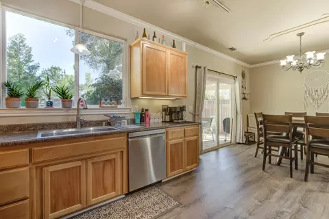 4169 Bechelli Ln, Redding, CA 96002 photo 12