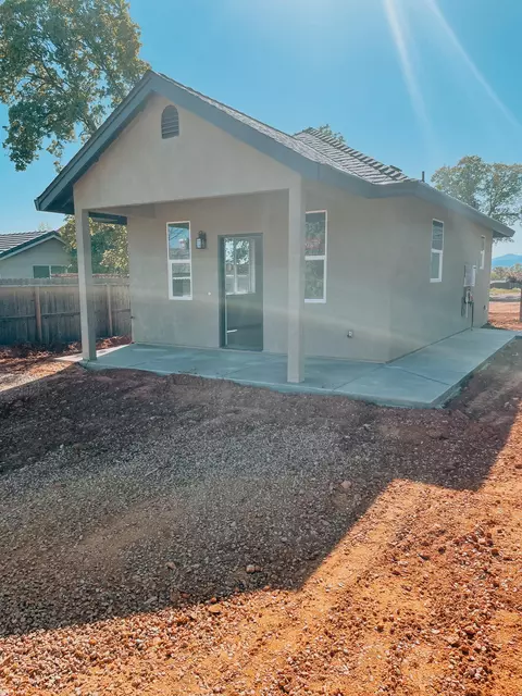 3611 Nadal Dr, Redding, CA 96002 photo 5