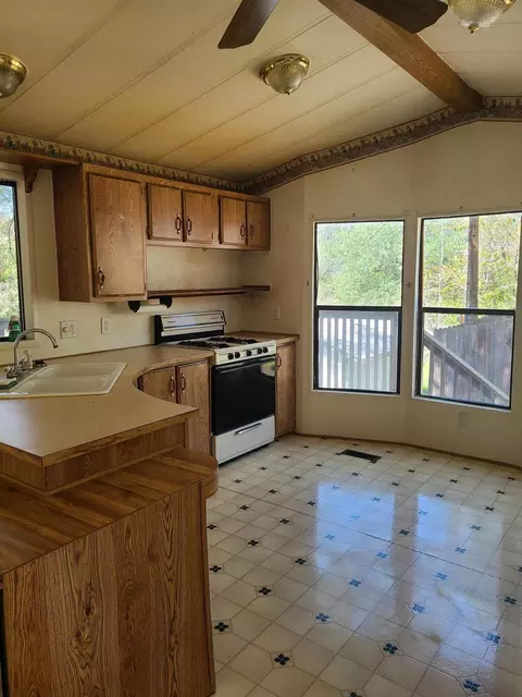 14765 Marin Dr, Redding, CA 96003 photo 16