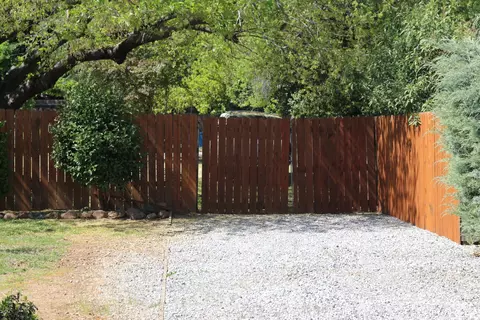 6936 Riata Dr, Redding, CA 96002 photo 4