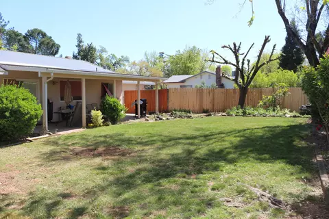 6936 Riata Dr, Redding, CA 96002 photo 7