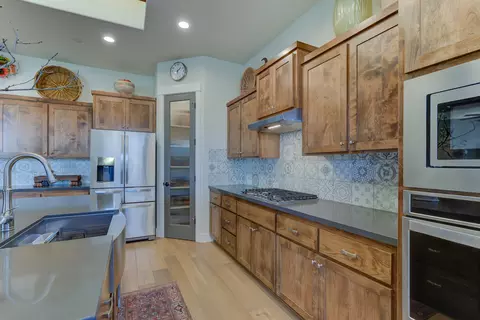 3310 Hotlam Rd, Redding, CA 96002 photo 22