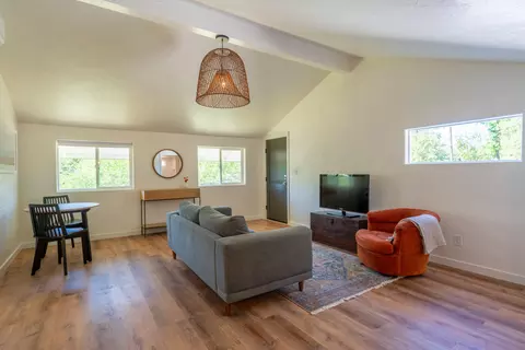 1628 Benton Dr, Redding, CA 96003 photo 4