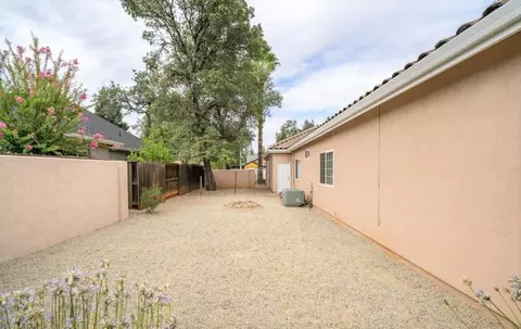2569 Templeton Dr, Redding, CA 96002 photo 39