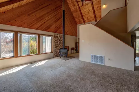 19326 Lexington Ln, Redding, CA 96003 photo 19