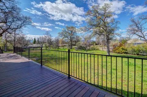 19326 Lexington Ln, Redding, CA 96003 photo 8