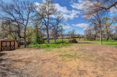 19326 Lexington Ln, Redding, CA 96003 photo 12