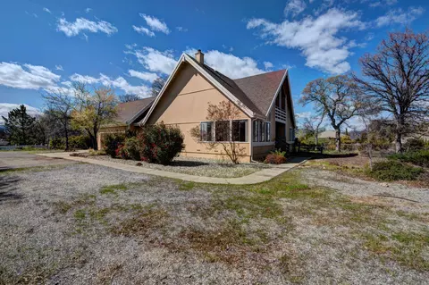 19326 Lexington Ln, Redding, CA 96003 photo 4