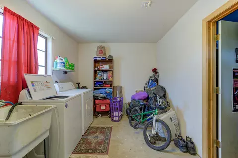 1560 Tanbark Dr, Red Bluff, CA 96080 photo 17