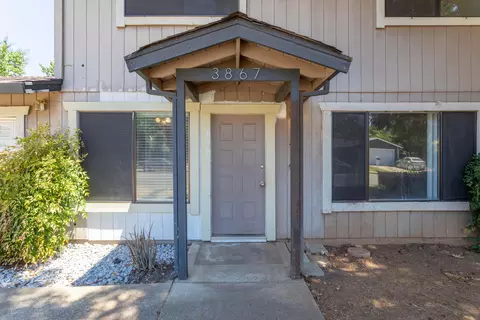 3867 Apollo St, Redding, CA 96001 photo 2
