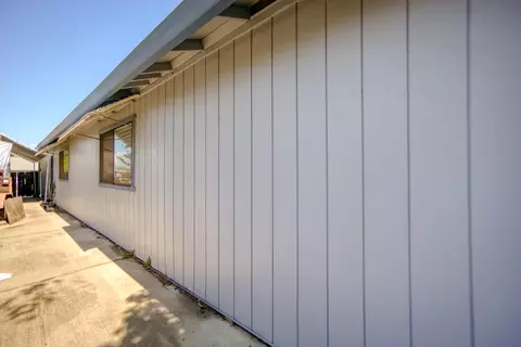 1851 Vega St, Redding, CA 96002 photo 23