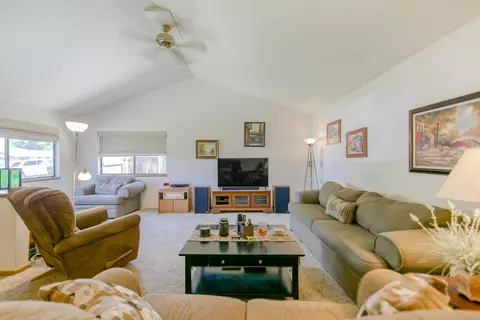 1851 Vega St, Redding, CA 96002 photo 7