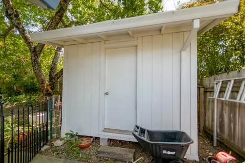 1851 Vega St, Redding, CA 96002 photo 24