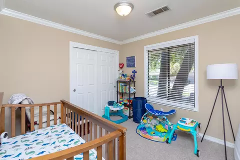 1858 Tiburon Dr, Redding, CA 96003 photo 13