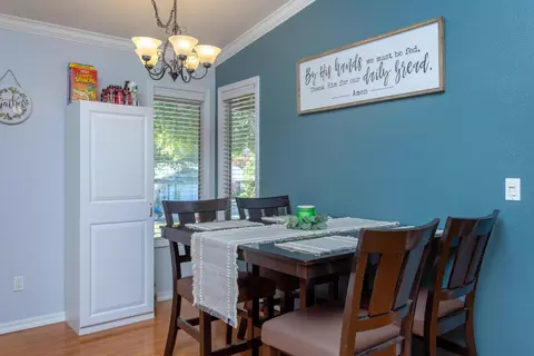 1858 Tiburon Dr, Redding, CA 96003 photo 9