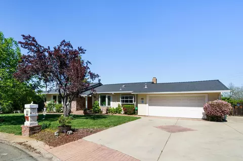 20224 Goleta Ct, Redding, CA 96002 photo 2