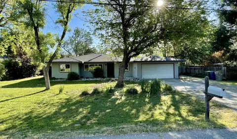 11475 Hawley Rd, Redding, CA 96003 photo 2