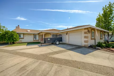 791 Teakwood Dr, Redding, CA 96003 photo 5